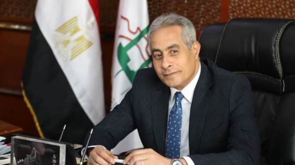 وزير القوى العاملة