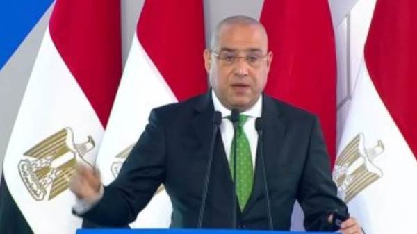 وزير الأسكان