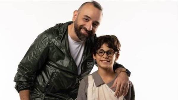 عمرو سلامة والطفل عمر شريف