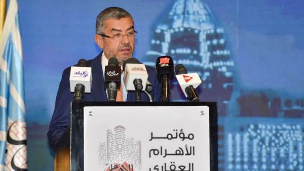 عماد سعد حمودة رئيس لجنة الاسكان بمجلس النواب