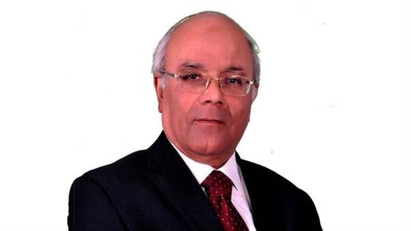 النائب الدكتور محمد عطية الفيومي امين صندوق الاتحاد العام للغرف التجارية