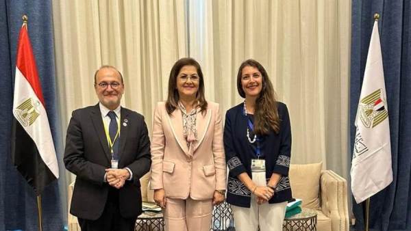 وزيرة التخطيط والتنمية الأقتصادية