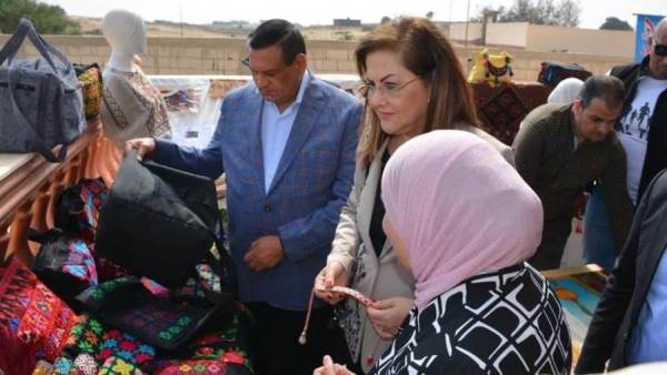 وزير التنمية المحلية