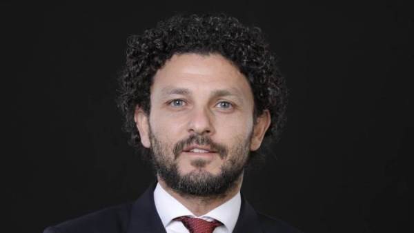 حسام غالي
