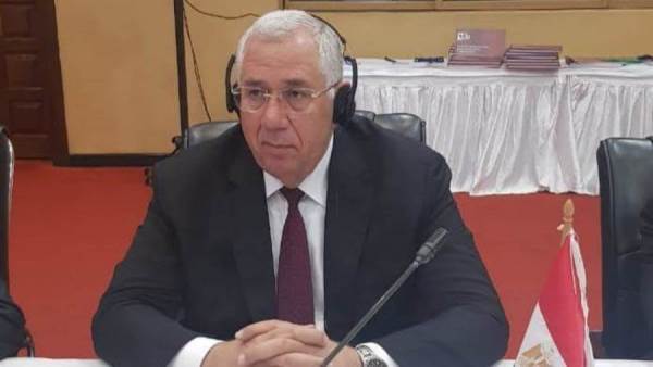وزير الزراعة