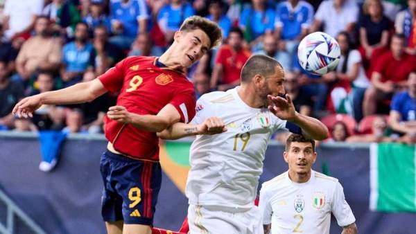 منتخب إسبانيا وإيطاليا