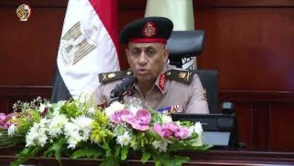 الفريق محمد حجازي قائد قوات الدفاع الجوى