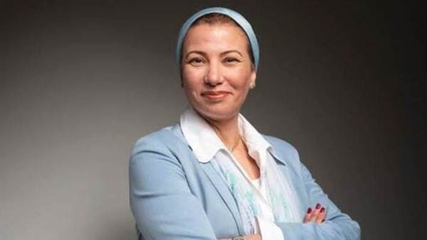 وزيرة البيئة