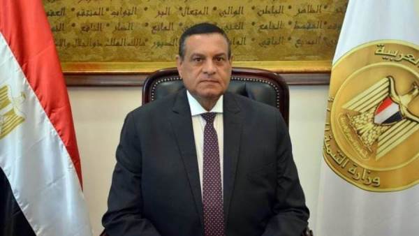 وزير التنمية المحلية