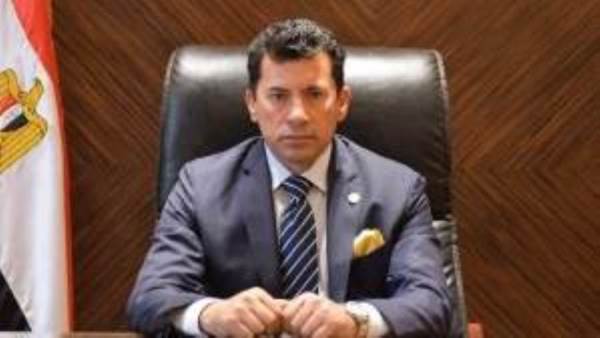 وزير الشباب والرياضة