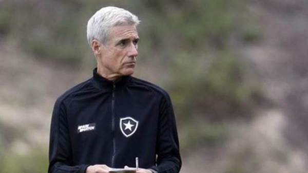 مدرب النصر السعودي