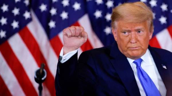 الرئيس الأمريكي السابق دونالد ترامب