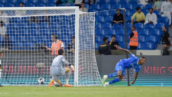 الهلال ضد الشباب