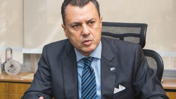 وزير السياحة والآثار