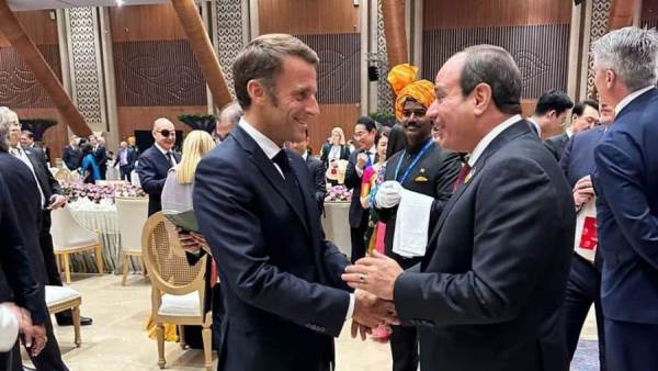 الرئيس السيسي وماكرون