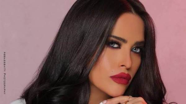 سارة زكريا
