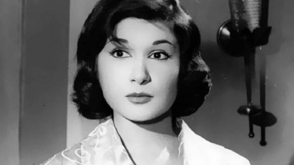 الفنانة كاريمان