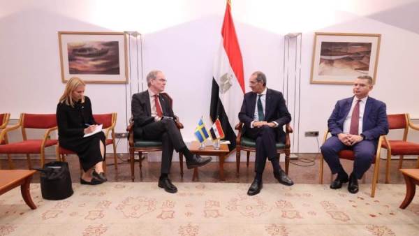 وزير الإتصالات