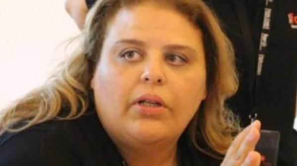 نائبة إسبانية