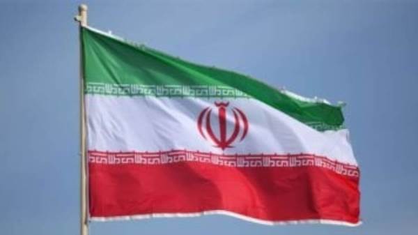 إيران