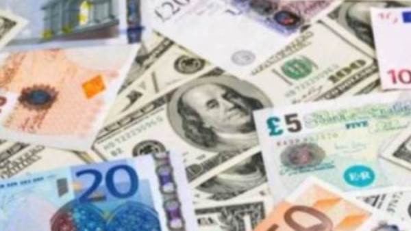 أسعار الدولار والعملات