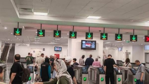 إقبال كبير من المواطنين على استقلال المونوريل وزيارة العاصمة الجديدة في ثاني أيام عيد الأضحى المبارك