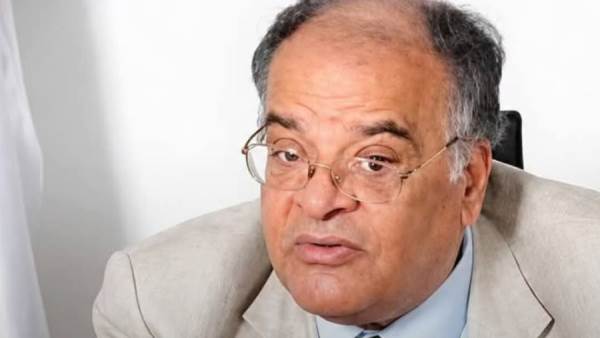 ممدوح عباس ينفي تدخله لحل أزمة القيد في الزمالك