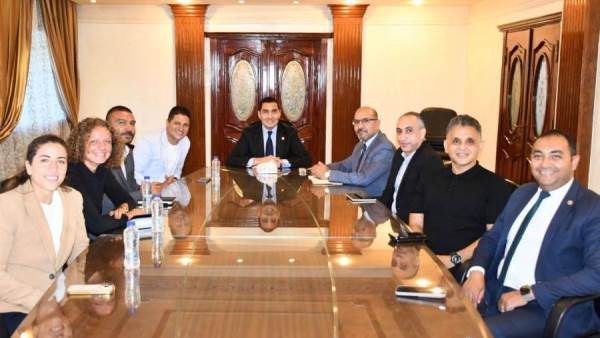 وزير الشباب والرياضة يبحث مع رئيس شركة "I events" ترتيبات عدد من الفعاليات الرياضية المقبلة