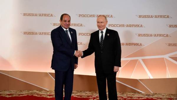بوتين يثمن الدور المصري المحوري ويؤكد حرص روسيا على تعزيز التنسيق السياسي مع القاهرة